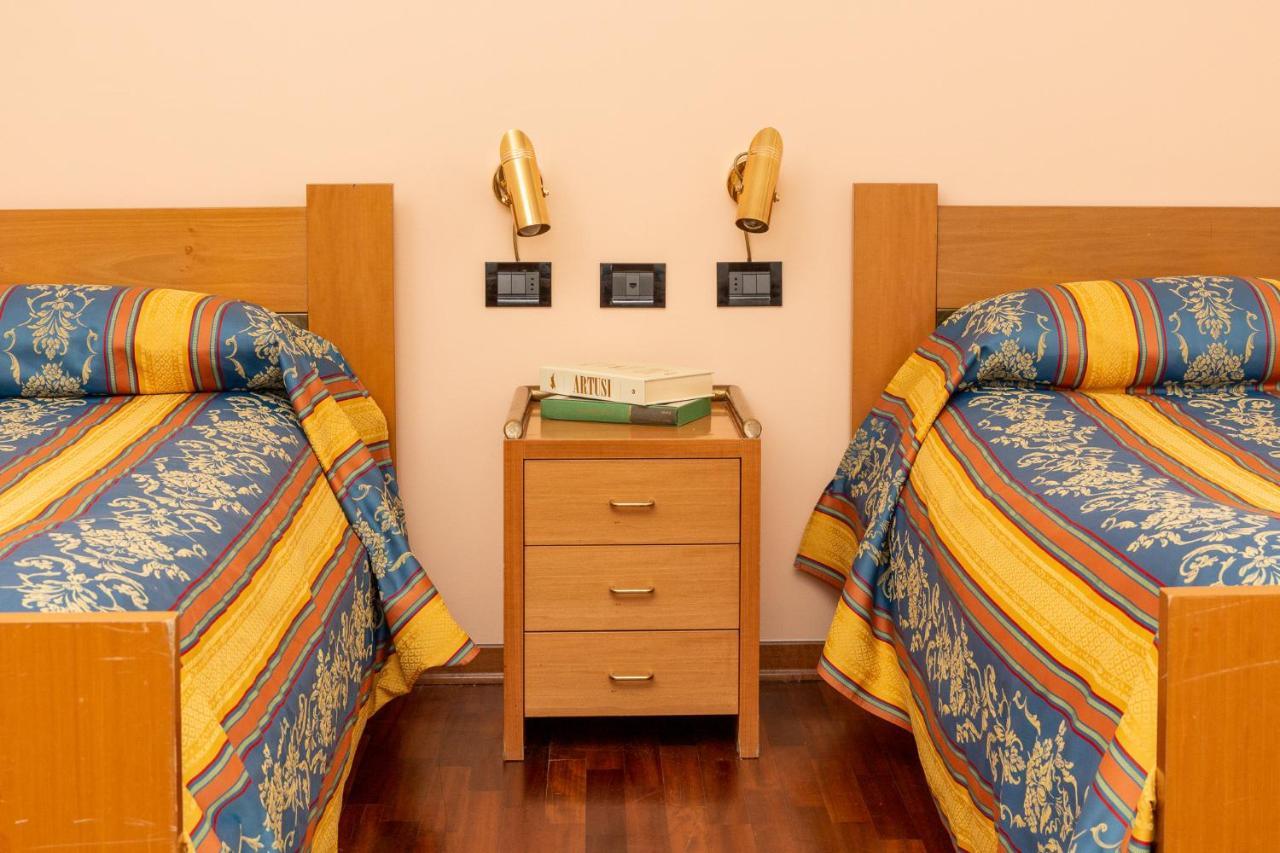 Hotel Sacro Monte 4*