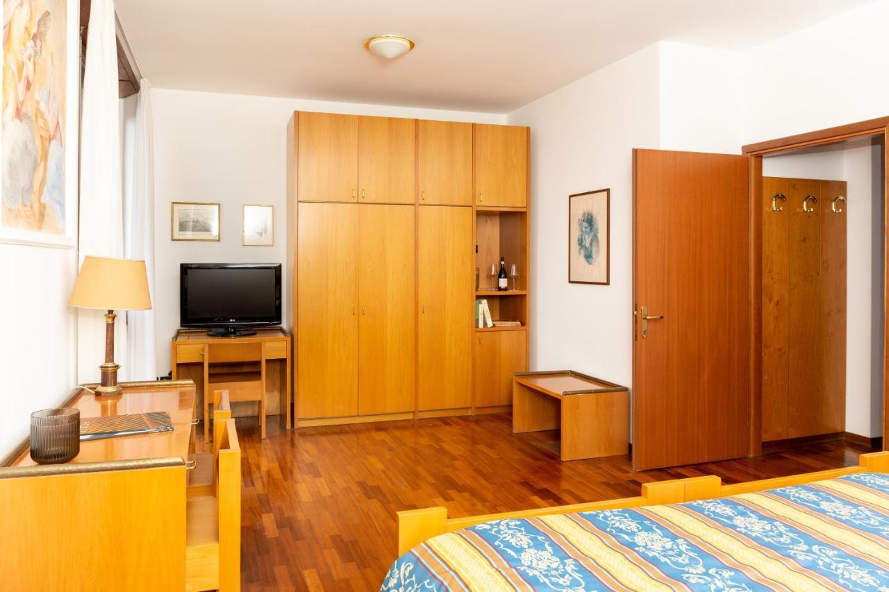 Hotel Sacro Monte 4*
