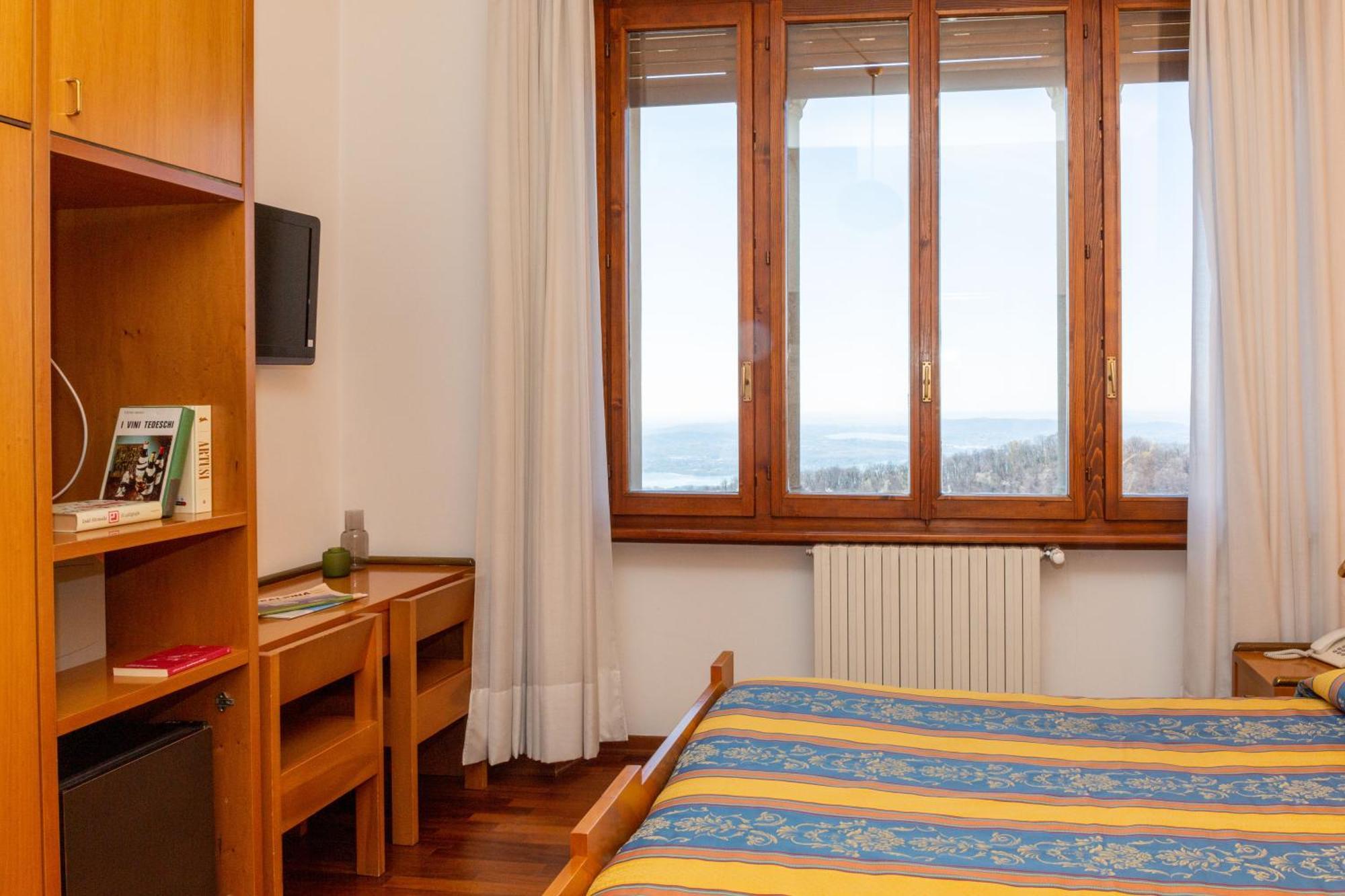 Hotel Sacro Monte